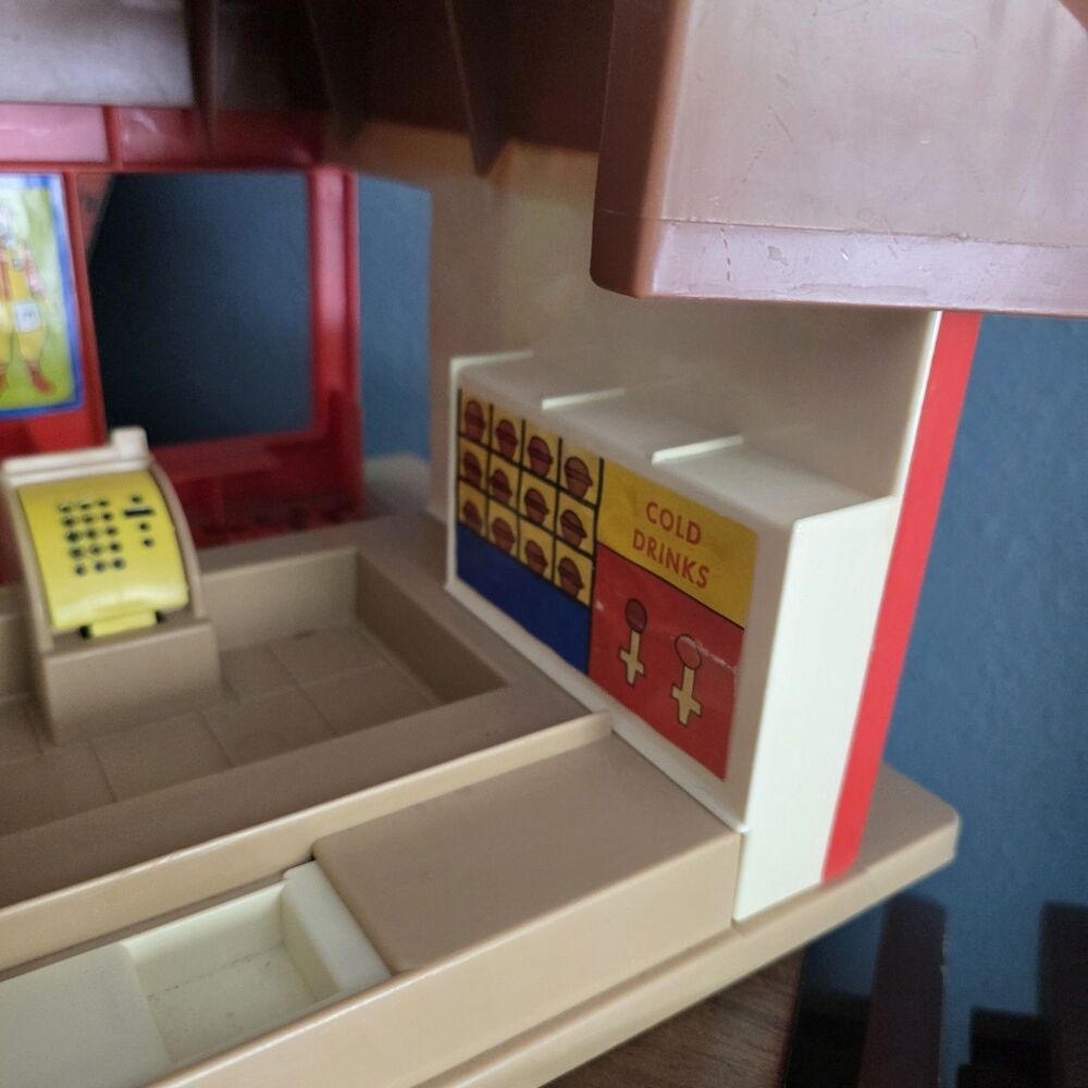 Vintage 1974 Playskool McDonalds Restaurant Familiar Places Play set Train Track - Picture 11 of 14